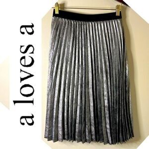 A loves a, metallic chrome elastic waist full pleats midi skirt with lining, NWT